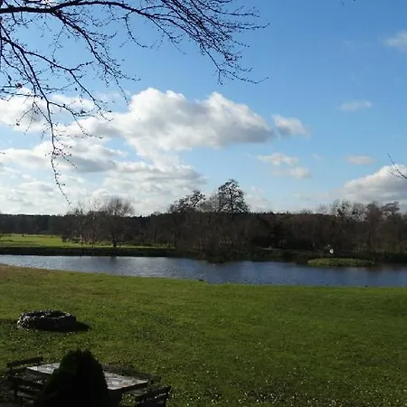 Tawerna-stawiska Resort *