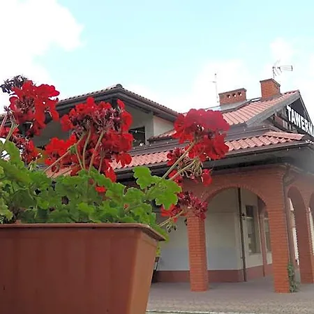 Feriested Tawerna-stawiska *
