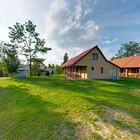 Resort Tawerna-stawiska Garbatka-Letnisko