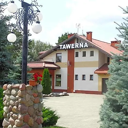 Tawerna-stawiska * Garbatka-Letnisko