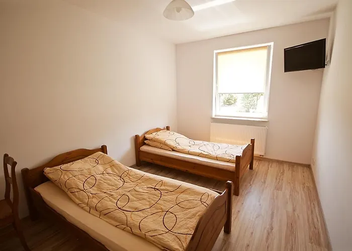 Tawerna-stawiska * Garbatka-Letnisko