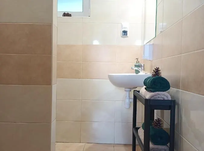 Tawerna-stawiska Θέρετρο Garbatka-Letnisko