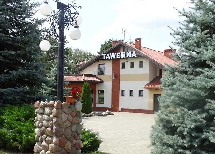 Tawerna-stawiska * Garbatka-Letnisko
