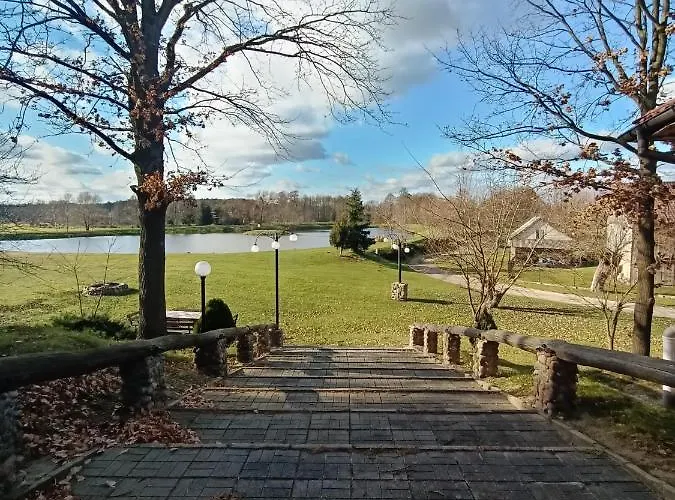 Θέρετρο Tawerna-stawiska Garbatka-Letnisko